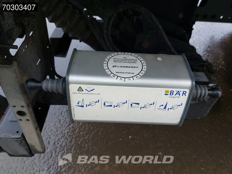 Refrigerator truck Mercedes-Benz Atego 1624 4X2 Damaged box! Carrier Supra 1250 1500kg Ladebordwand Automatic: picture 17 Refrigerator truck Mercedes-Benz Atego 1624 4X2 Damaged box! Carrier Supra 1250 1500kg Ladebordwand Automatic: picture 17