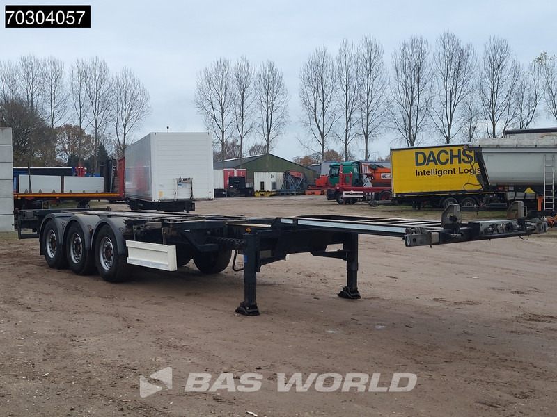 Renders 800 3 axles TUV 10/26 Multi 45'ft Lifting Axle - Container transporter/ Swap body semi-trailer: picture 5 Renders 800 3 axles TUV 10/26 Multi 45'ft Lifting Axle - Container transporter/ Swap body semi-trailer: picture 5