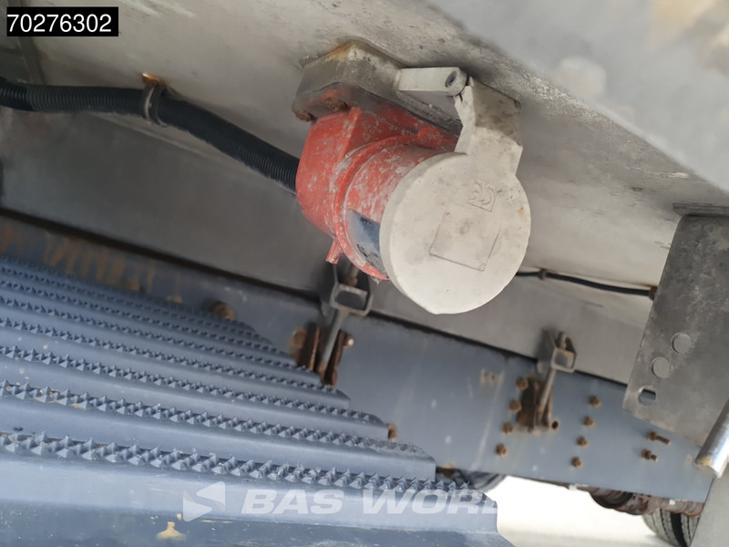 Refrigerator truck Scania R480 R 6X2 Thermo-king T-1200 R Retarder Manual Ladebordwand Xenon Navi Euro 5: picture 20