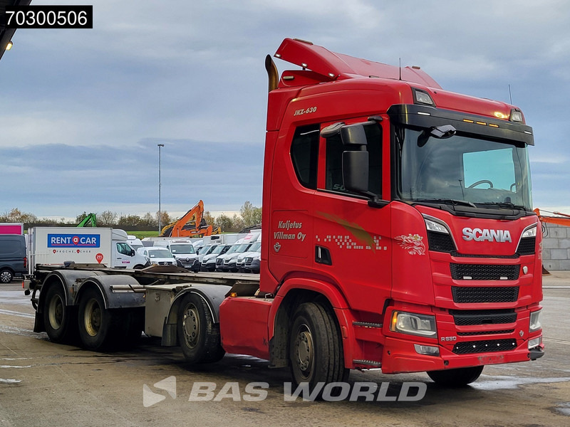 Scania R650 R 8X4 8x4 chassis Retarder Big-Axle semi Automatic Euro 6 - Cab chassis truck: picture 3 Scania R650 R 8X4 8x4 chassis Retarder Big-Axle semi Automatic Euro 6 - Cab chassis truck: picture 3