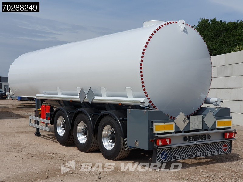 Tanker Solutions CLP-36/1 New! 36.000 L Fuel Tank Liftachse - Tank semi-trailer: picture 2 Tanker Solutions CLP-36/1 New! 36.000 L Fuel Tank Liftachse - Tank semi-trailer: picture 2