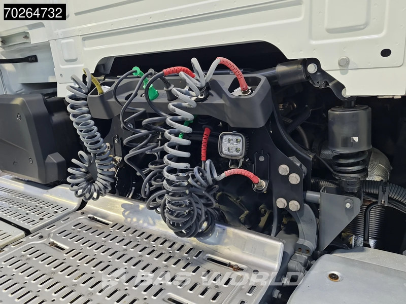 Tractor unit DAF XF 480 4X2 Mega 2xTanks ACC LED Euro 6: picture 8