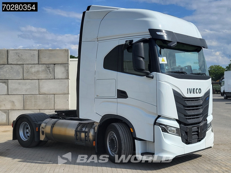 Iveco S-Way 460 4X2 LNG Retarder 2x Tanks Standklima - Tractor unit: picture 3 Iveco S-Way 460 4X2 LNG Retarder 2x Tanks Standklima - Tractor unit: picture 3