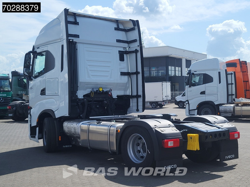 Iveco S-Way 580 4X2 NEW! 2x Tanks Navi ACC Standklima - Tractor unit: picture 2 Iveco S-Way 580 4X2 NEW! 2x Tanks Navi ACC Standklima - Tractor unit: picture 2
