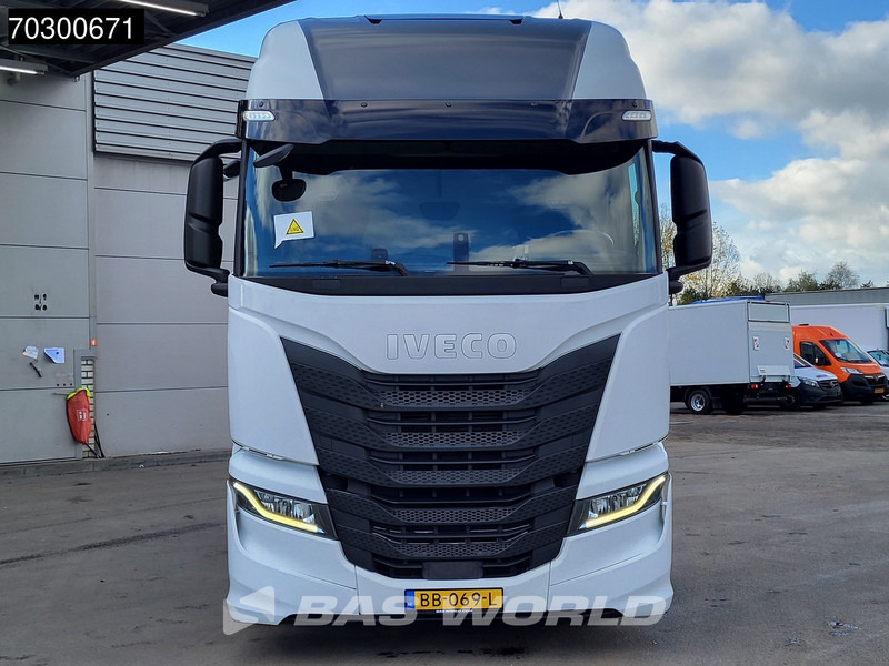 Tractor unit Iveco S-Way NP 460 4X2 LNG! NL-Truck Retarder 2xTanks ACC LED Euro 6: picture 6
