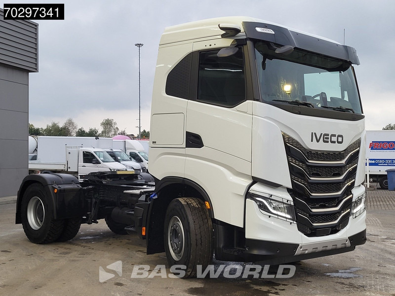 Iveco X-Way 500 4X2 NEW! Retarder Big-Axle Standklima MirrorCam Navi LED ACC Euro 6 - Tractor unit: picture 3 Iveco X-Way 500 4X2 NEW! Retarder Big-Axle Standklima MirrorCam Navi LED ACC Euro 6 - Tractor unit: picture 3