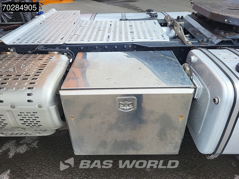 Tractor unit Iveco X-Way 570 4X2 Retarder Hydraulik Navi Standklima LED: picture 14