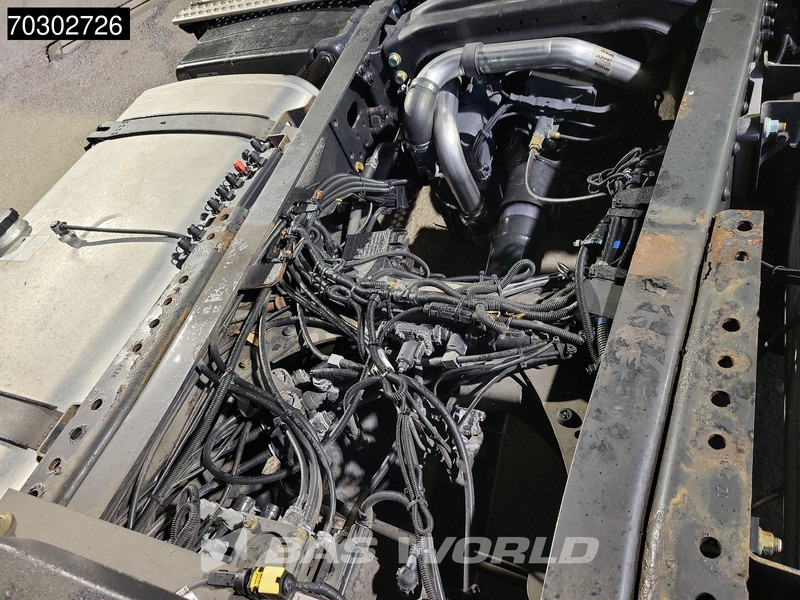 Tractor unit MAN TGX 18.500 4X2 XXL Mega Retarder 2xTanks: picture 7 Tractor unit MAN TGX 18.500 4X2 XXL Mega Retarder 2xTanks: picture 7