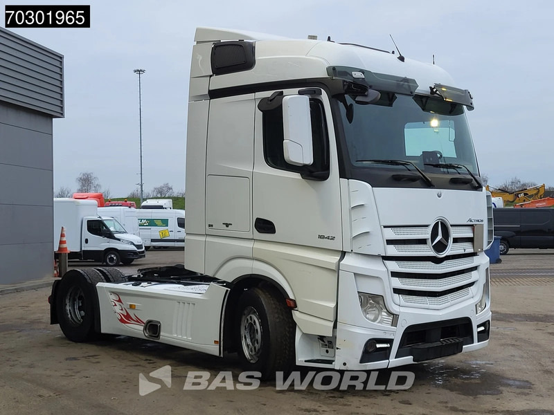 Mercedes-Benz Actros 1842 4X2 StreamSpace 2xTanks - Tractor unit: picture 3 Mercedes-Benz Actros 1842 4X2 StreamSpace 2xTanks - Tractor unit: picture 3