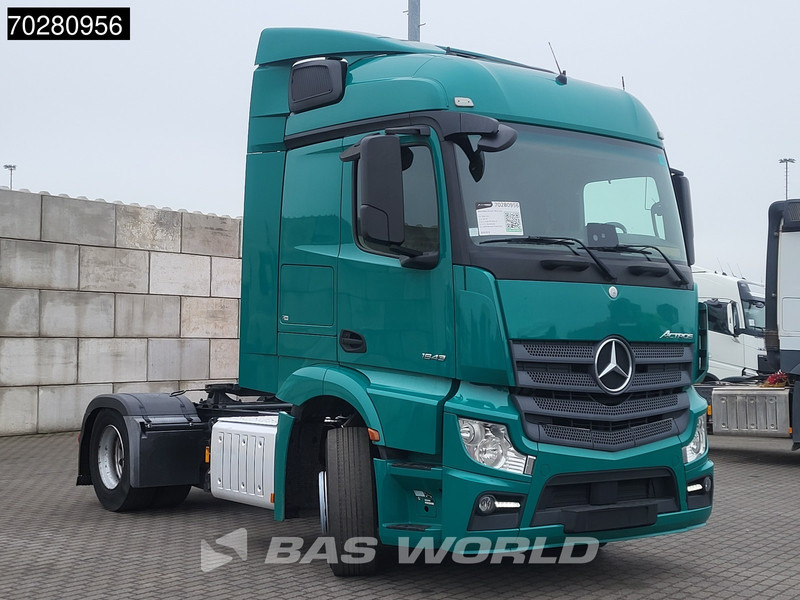 Mercedes-Benz Actros 1843 Actros 4X2 StreamSpace Euro 6 - Tractor unit: picture 2 Mercedes-Benz Actros 1843 Actros 4X2 StreamSpace Euro 6 - Tractor unit: picture 2
