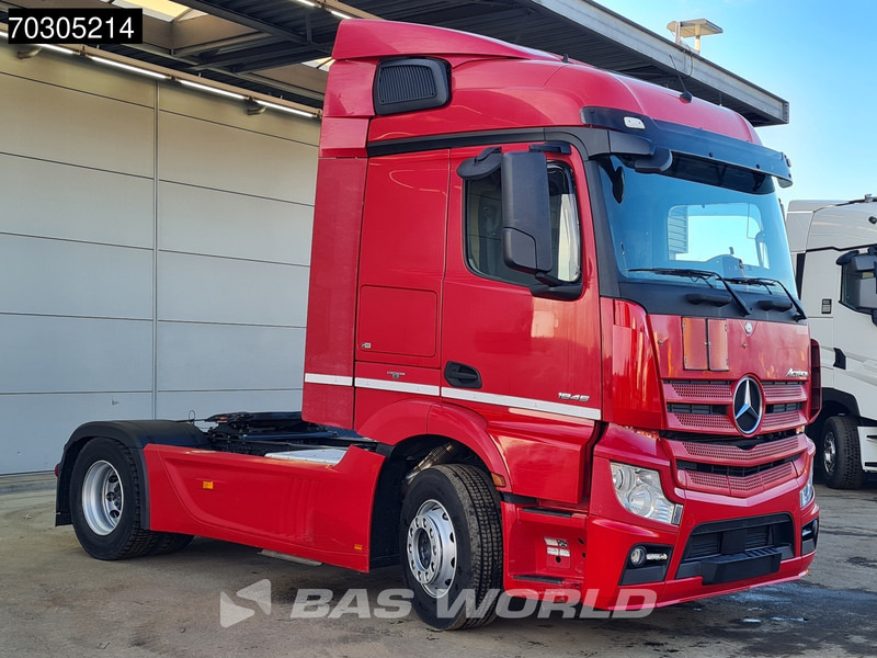Mercedes-Benz Actros 1845 4X2 StreamSpace Retarder ADR - Tractor unit: picture 3 Mercedes-Benz Actros 1845 4X2 StreamSpace Retarder ADR - Tractor unit: picture 3