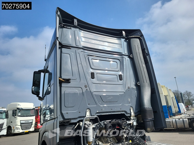 Mercedes-Benz Actros 1851 4X2 BigSpace 2x Tanks - Tractor unit: picture 3 Mercedes-Benz Actros 1851 4X2 BigSpace 2x Tanks - Tractor unit: picture 3