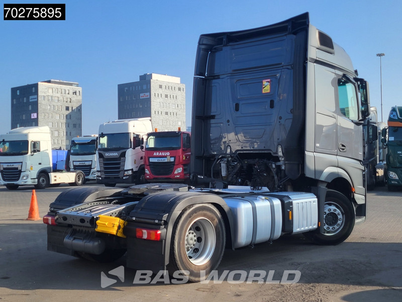 Mercedes-Benz Actros 1851 4X2 BigSpace 2x Tanks - Tractor unit: picture 5 Mercedes-Benz Actros 1851 4X2 BigSpace 2x Tanks - Tractor unit: picture 5