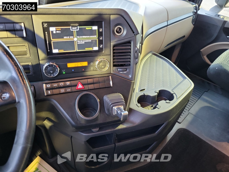 Tractor unit Mercedes-Benz Actros 1943 4X2 BigSpace Euro6: picture 17