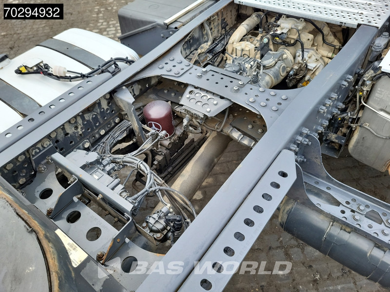 Leasing of Mercedes-Benz Arocs 2046 4X2 Retarder Standklima Big-Axle Euro 6 Mercedes-Benz Arocs 2046 4X2 Retarder Standklima Big-Axle Euro 6: picture 10 Leasing of Mercedes-Benz Arocs 2046 4X2 Retarder Standklima Big-Axle Euro 6 Mercedes-Benz Arocs 2046 4X2 Retarder Standklima Big-Axle Euro 6: picture 10