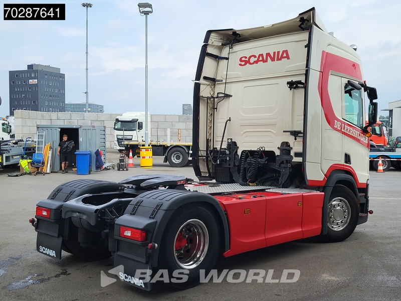 Scania R450 4X2 Retarder 2x Tanks Standklima LED Navi - Tractor unit: picture 5 Scania R450 4X2 Retarder 2x Tanks Standklima LED Navi - Tractor unit: picture 5