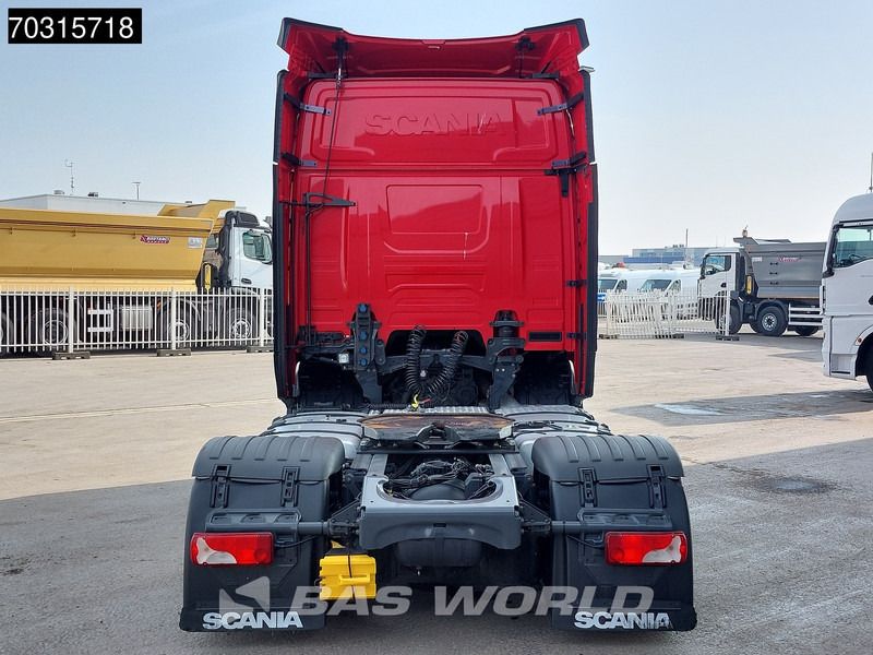 Scania R450 R 4X2 Mega Retarder 2x Tanks - Tractor unit: picture 3 Scania R450 R 4X2 Mega Retarder 2x Tanks - Tractor unit: picture 3