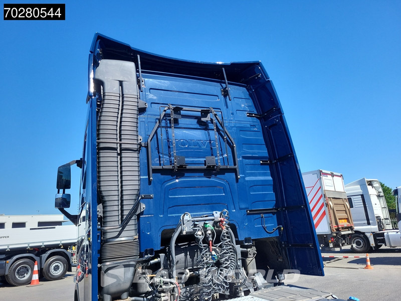 Volvo FH 460 FH 4X2 Low Mileage! VEB+ 2x Tanks - Tractor unit: picture 3 Volvo FH 460 FH 4X2 Low Mileage! VEB+ 2x Tanks - Tractor unit: picture 3