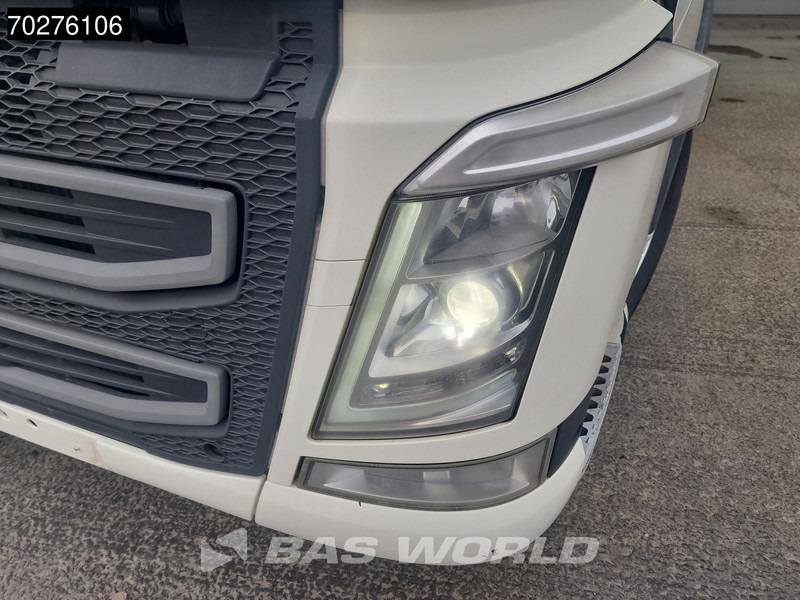 Tractor unit Volvo FH 500 4X2 Globetrotter Retarder Full-Air VEB+ Xenon Alcoa: picture 18