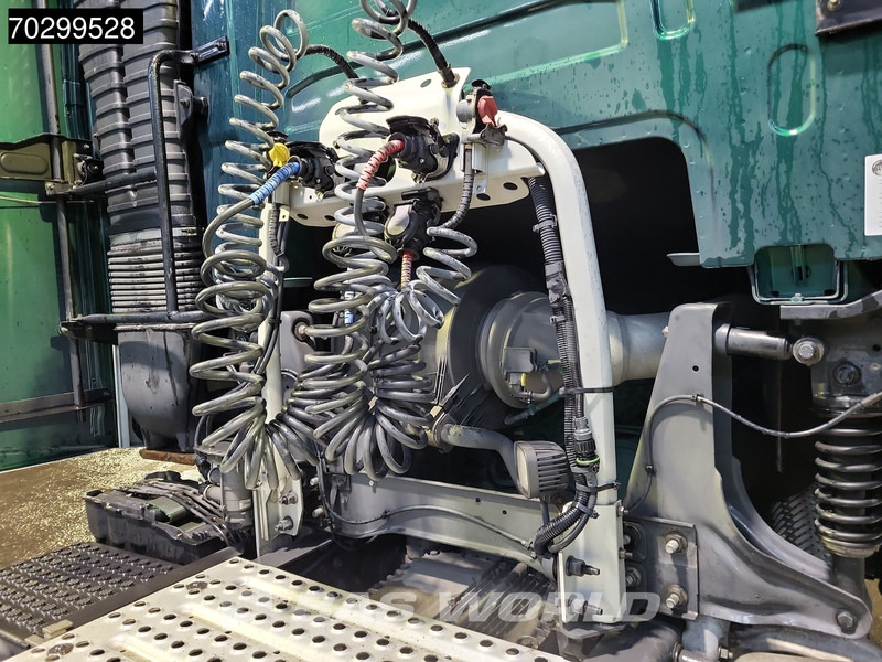 Volvo FH 500 4X2 XL TC ADR 2xTanks I-ParkCool Navi LED ACC Euro 6 - Tractor unit: picture 5 Volvo FH 500 4X2 XL TC ADR 2xTanks I-ParkCool Navi LED ACC Euro 6 - Tractor unit: picture 5