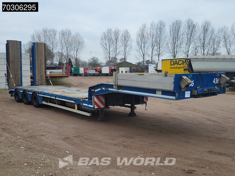 Turbos-Hoet TUV 03/26 3x Steering Axle - Low loader semi-trailer: picture 3 Turbos-Hoet TUV 03/26 3x Steering Axle - Low loader semi-trailer: picture 3