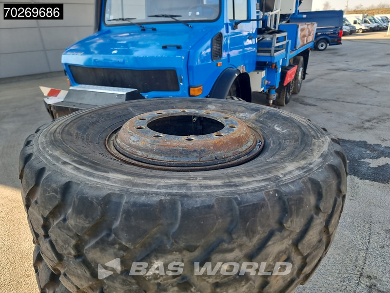 Crane truck Unimog U2450L 6X6 Unimog Engin EGI TP 226 hubarbeitsbühne Manual Euro 2: picture 9 Crane truck Unimog U2450L 6X6 Unimog Engin EGI TP 226 hubarbeitsbühne Manual Euro 2: picture 9