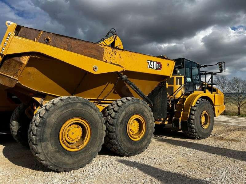 Caterpillar 740GC - Articulated dumper: picture 2 Caterpillar 740GC - Articulated dumper: picture 2