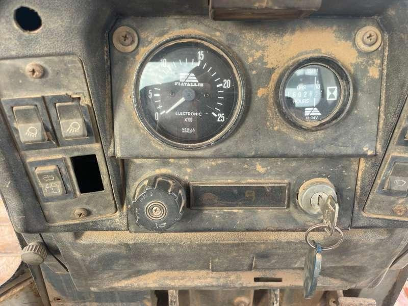 Bulldozer FIAT HITACHI FD14E: picture 19