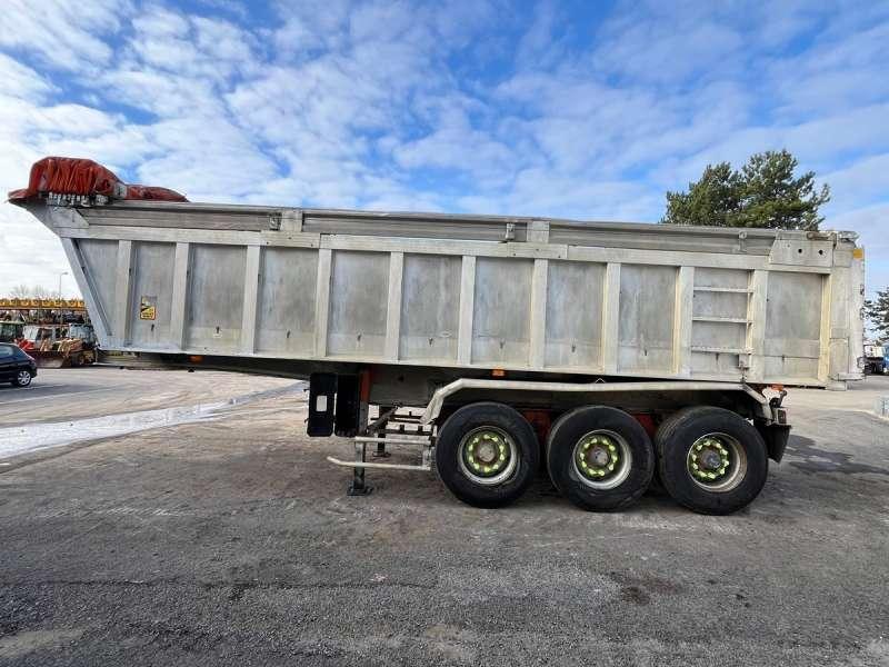General Trailers 3 ESSIEUX - Tipper semi-trailer: picture 4 General Trailers 3 ESSIEUX - Tipper semi-trailer: picture 4