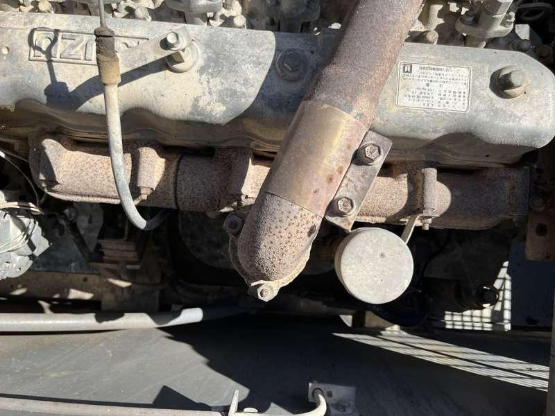 Crawler excavator Hitachi UH073: picture 43