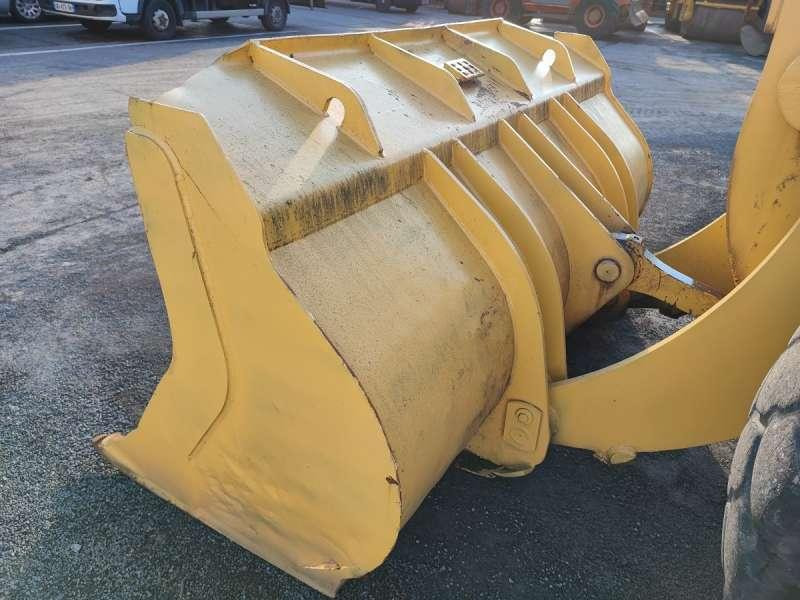 Wheel loader Komatsu WA270-3: picture 14 Wheel loader Komatsu WA270-3: picture 14
