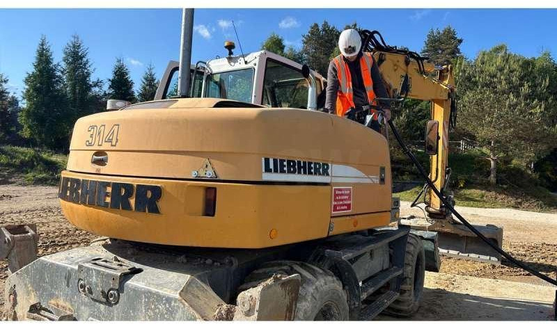 Liebherr A314 Litronic - Wheel excavator: picture 3 Liebherr A314 Litronic - Wheel excavator: picture 3