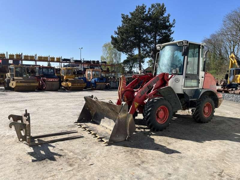 Liebherr L506 Stereo - Compact loader: picture 3 Liebherr L506 Stereo - Compact loader: picture 3
