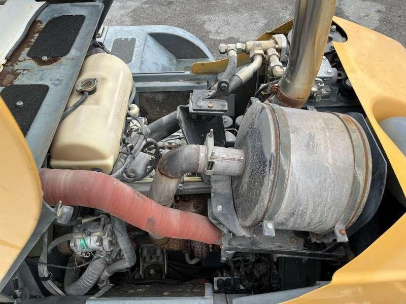 Wheel loader Liebherr L554: picture 31