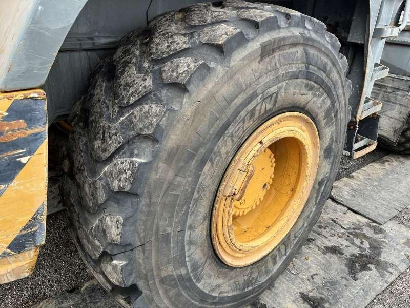 Wheel loader Liebherr L554: picture 19