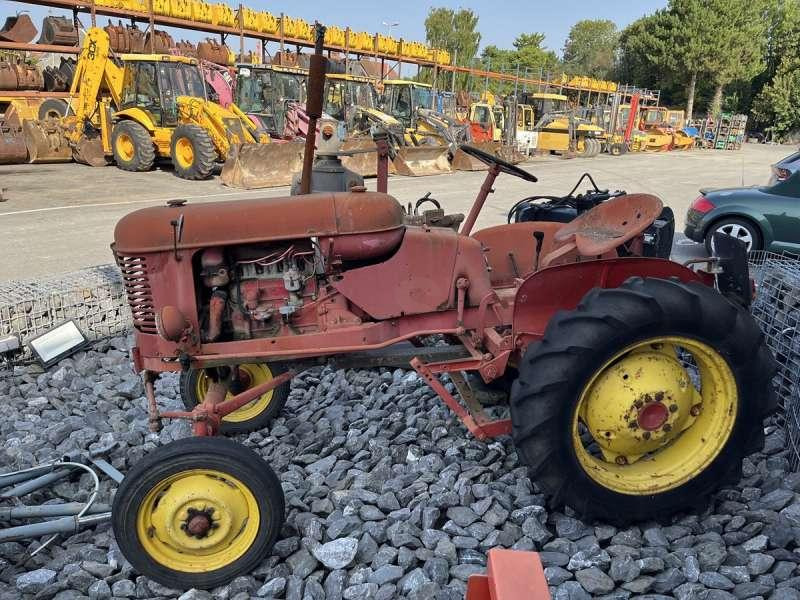 MASSEY-HARRIS PONY 812 - Farm tractor: picture 5 MASSEY-HARRIS PONY 812 - Farm tractor: picture 5