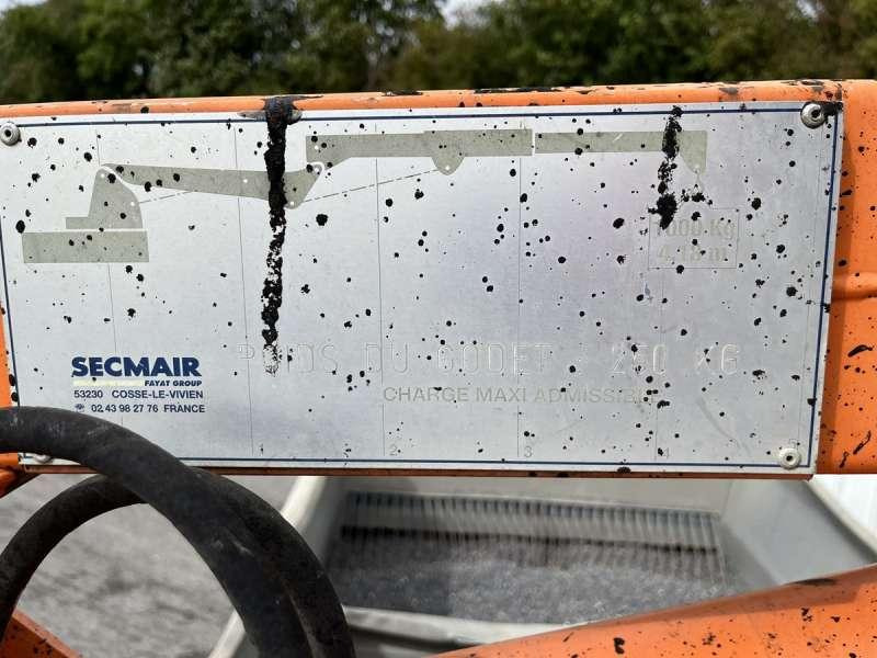 Asphalt machine Renault PREMIUM 370-26: picture 41