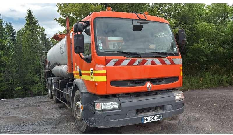 Renault PREMIUM 370-26 - Asphalt distributor: picture 2 Renault PREMIUM 370-26 - Asphalt distributor: picture 2