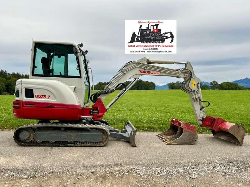Takeuchi TB235-2 - Mini excavator: picture 1 Takeuchi TB235-2 - Mini excavator: picture 1