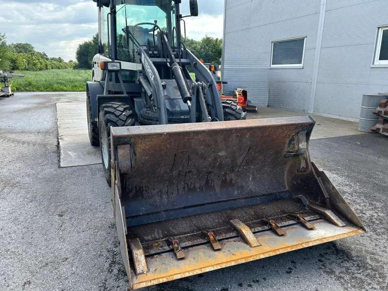 Wheel loader Terex TL70S: picture 37