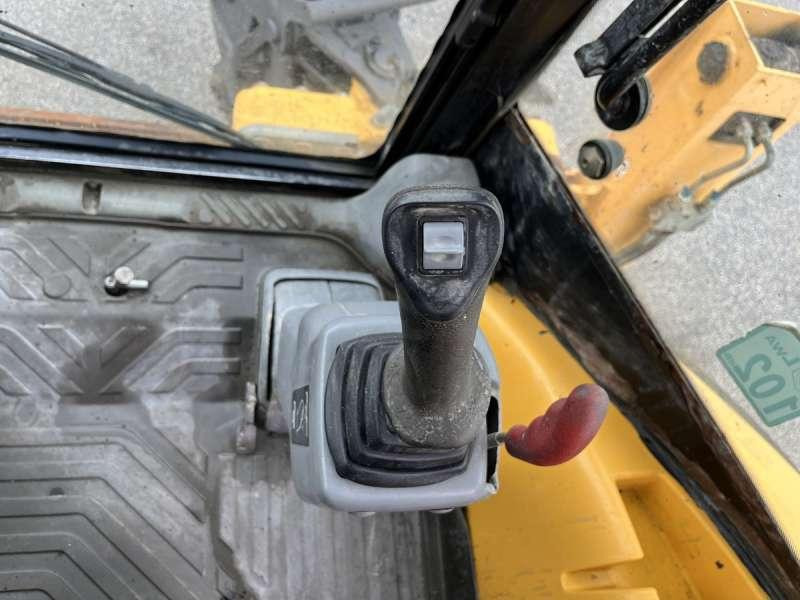 Backhoe loader Volvo Tractopelle BL71+ POWERSHIFT: picture 47 Backhoe loader Volvo Tractopelle BL71+ POWERSHIFT: picture 47