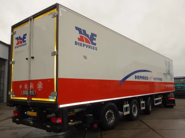 Chereau 3 AXEL,2 ASSENGESTUURD,1 LIFTAS,APK GEKEURD - Refrigerator semi-trailer: picture 2 Chereau 3 AXEL,2 ASSENGESTUURD,1 LIFTAS,APK GEKEURD - Refrigerator semi-trailer: picture 2