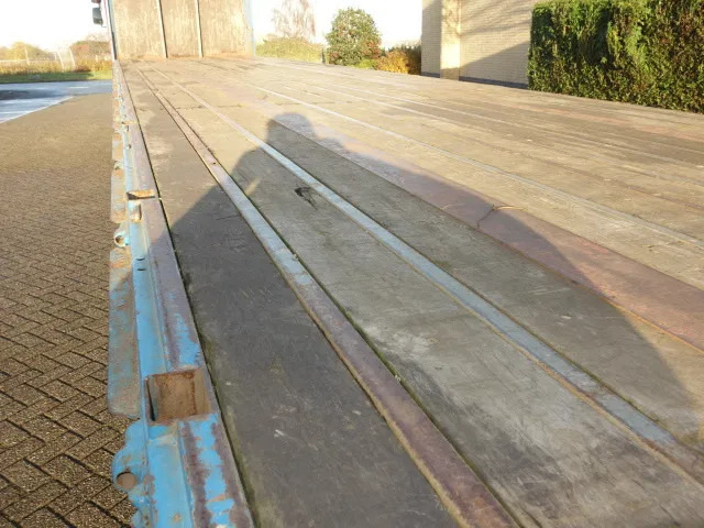 H&W 3asser met rongpotten - Dropside/ Flatbed semi-trailer: picture 3 H&W 3asser met rongpotten - Dropside/ Flatbed semi-trailer: picture 3