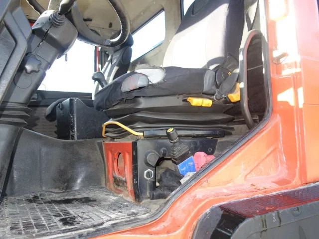 Tipper MAN 27.402 MEILLER 6X4 KIPPER: picture 7 Tipper MAN 27.402 MEILLER 6X4 KIPPER: picture 7