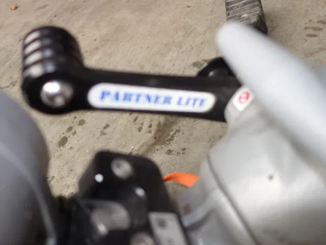 Mercedes-Benz 1325 WATER CANON - Fire truck: picture 2 Mercedes-Benz 1325 WATER CANON - Fire truck: picture 2