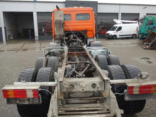 Mercedes-Benz Actros 3235 8x4 steelsprings,manual gearbox - Cab chassis truck: picture 4 Mercedes-Benz Actros 3235 8x4 steelsprings,manual gearbox - Cab chassis truck: picture 4