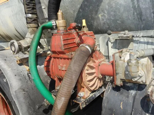 Tank truck Mercedes-Benz MB 2222 6X4 WATERTANKER WITH PUMP: picture 9