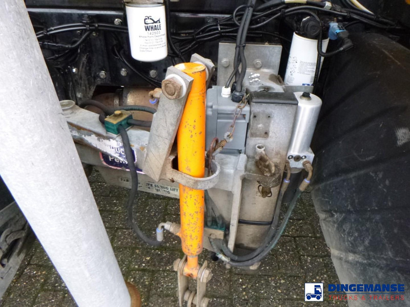 Vacuum truck DAF LF 55.220 4X2 Whale vacuum tank 8.1 m3: picture 15 Vacuum truck DAF LF 55.220 4X2 Whale vacuum tank 8.1 m3: picture 15