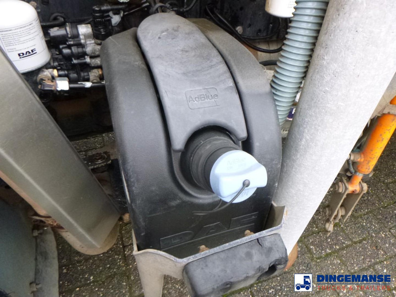 Vacuum truck DAF LF 55.220 4X2 Whale vacuum tank 8.1 m3: picture 12 Vacuum truck DAF LF 55.220 4X2 Whale vacuum tank 8.1 m3: picture 12