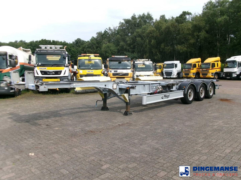 Fliegl 3-axle container trailer 45 ft - Container transporter/ Swap body semi-trailer: picture 1 Fliegl 3-axle container trailer 45 ft - Container transporter/ Swap body semi-trailer: picture 1